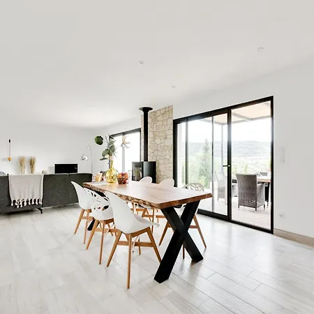 Stylish In With Private Pool, Cleaning Included Beaufort