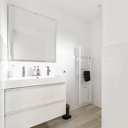 Stylish In With Private Pool, Cleaning Included * Beaufort